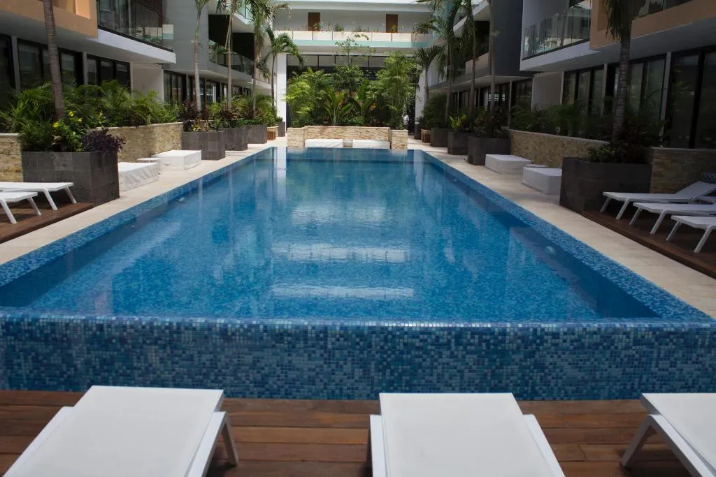 Pool, KLR The City Condos by Sercotel, Playa Del Carmen