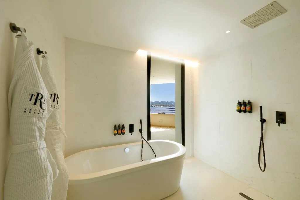 SUITE SEA VIEW Room, TRS Ibiza Hotel, Ibiza