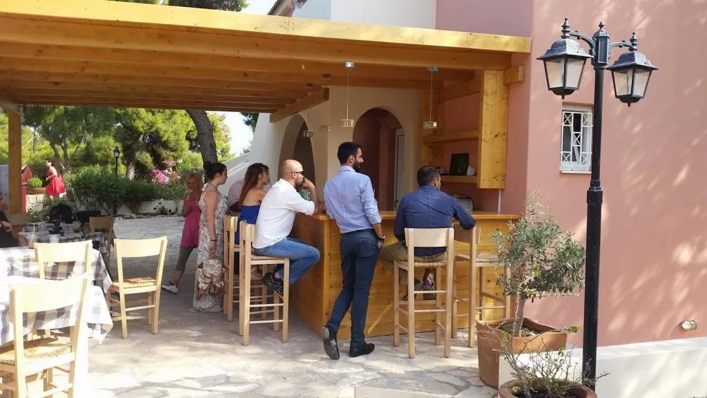 Bar, Epavlis Apartments, Athens