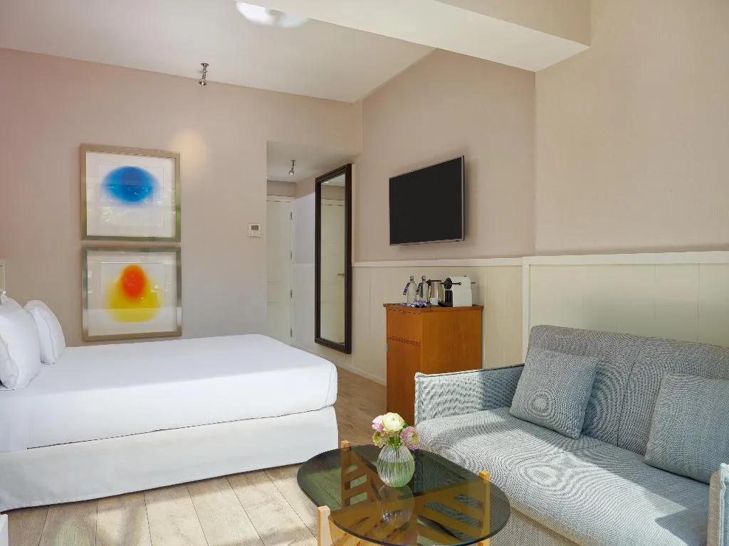 Room, H10 Cubik, Barcelona