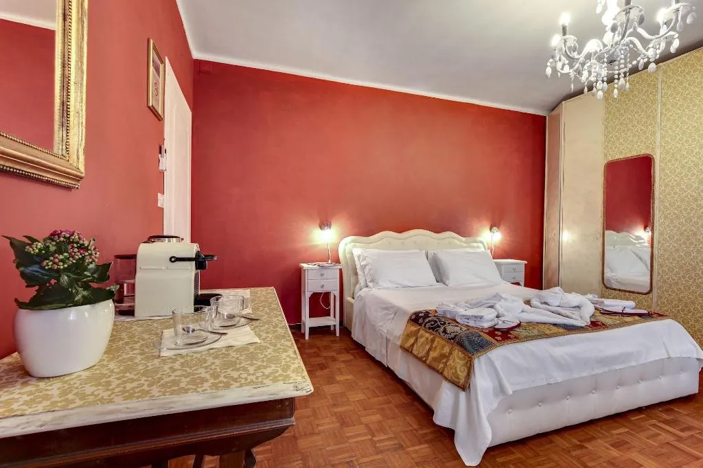 Room, Ca' Riza, Venice