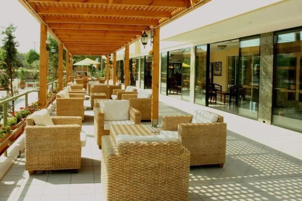 Terrace, Eri Beach & Village, Crete