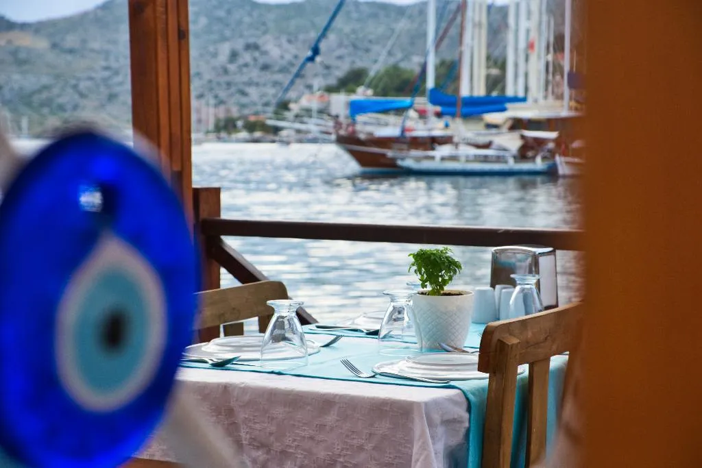 Beach, Defne Lorina, Dalaman