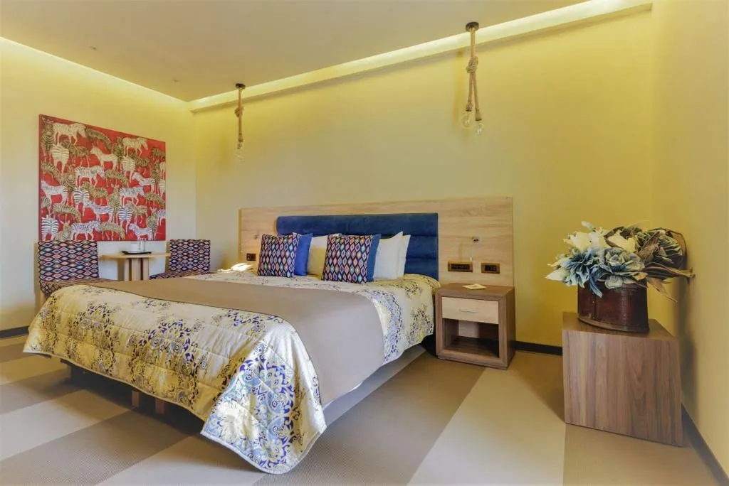 Room, Congo Palace, Athens