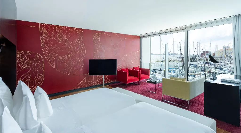 Double or Twin DELUXE RIVER VIEW Room, Altis Belem Hotel & Spa, a Member of Design Hotels, Lisbon