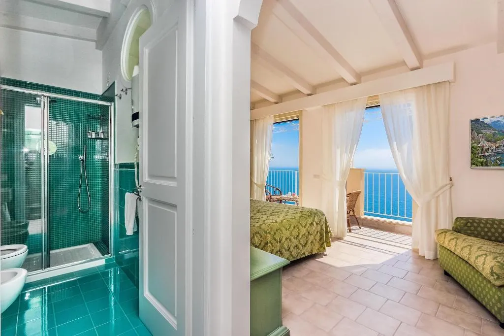 Room, Al Pesce d'Oro, Naples