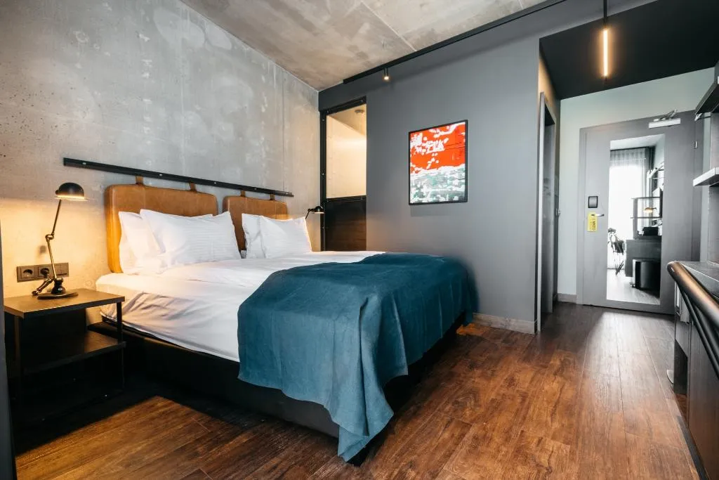 DOUBLE HARBOUR VIEW Room, Exeter Hotel, Reykjavik