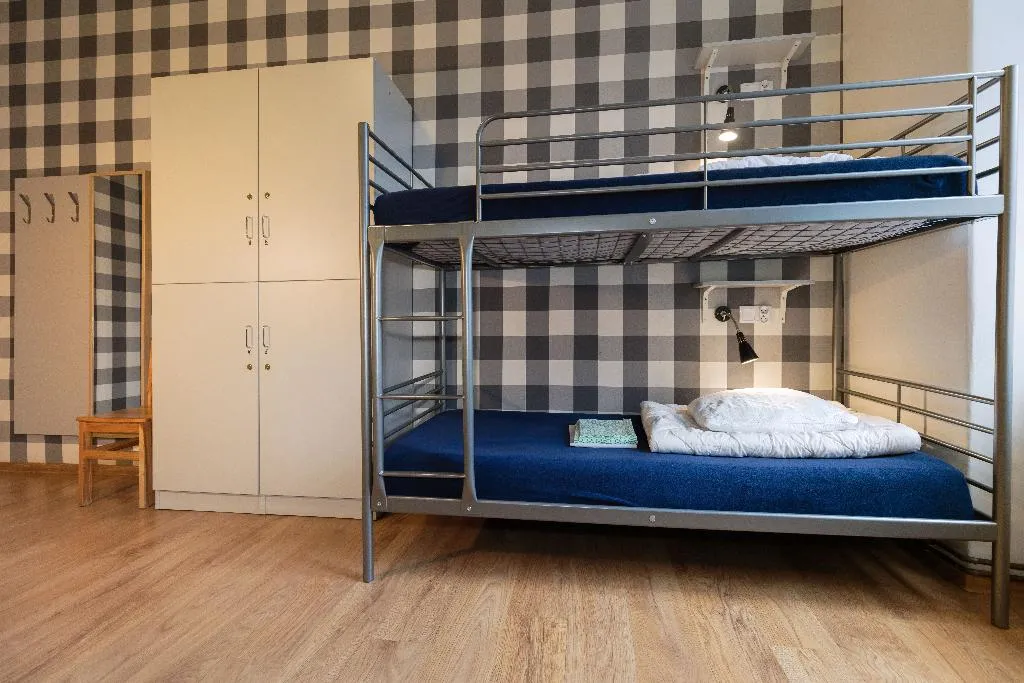 QUADRUPLE WITH SHARED BATHROOM Room, Hostel Atlantis Kraków, Krakow