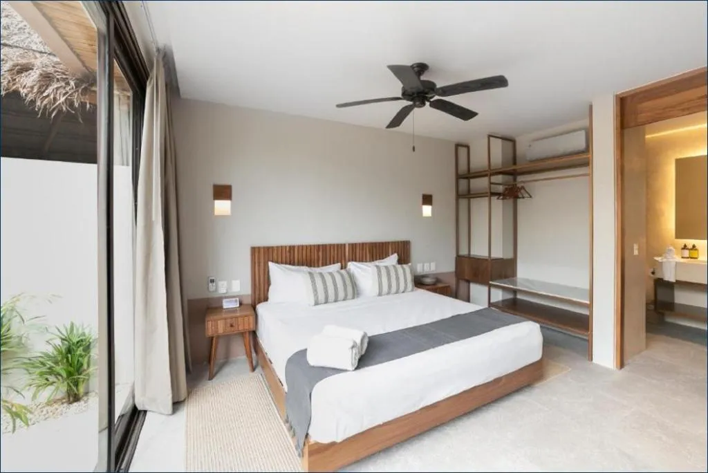 SUITE DELUXE ONE BED Room, Zereno Luxury Boutique Hotel, Cancun Area