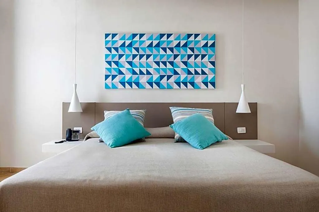 QUADRUPLE PREMIUM Room, VOI Arenella Resort, Catania