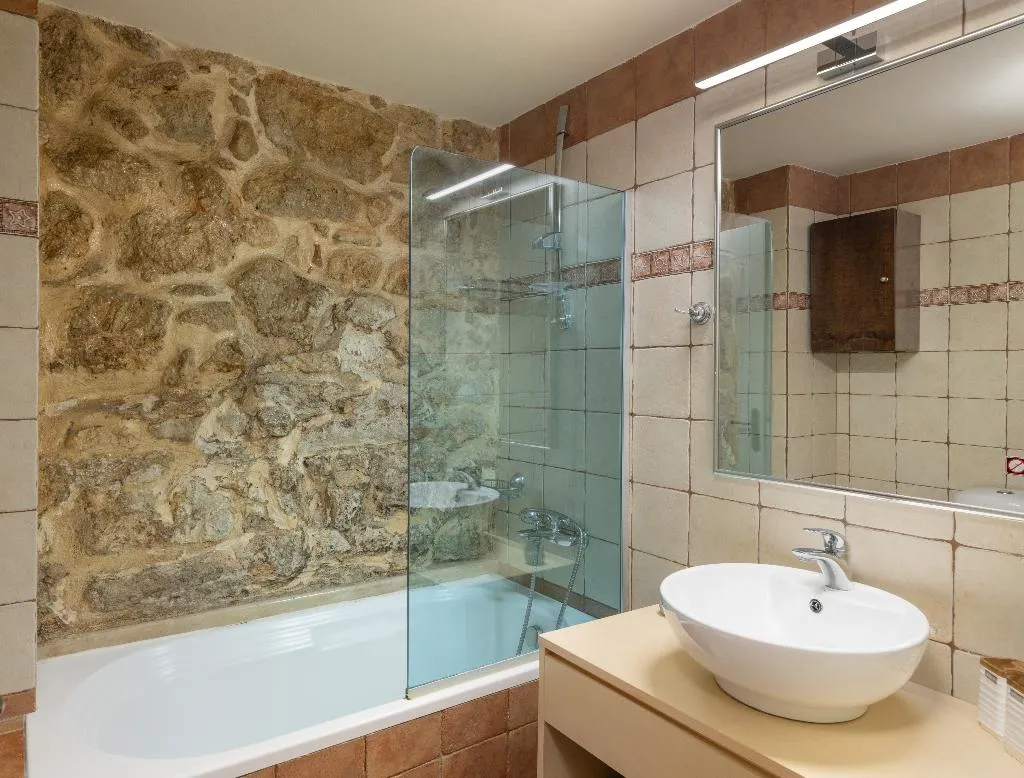 SUITE STANDARD Room, Arhontiko Archanes Suites, Crete