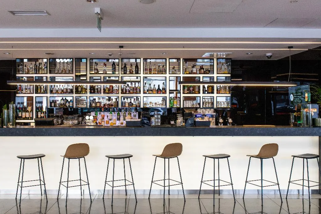 Bar, Q Hotel Plus Kraków, Krakow