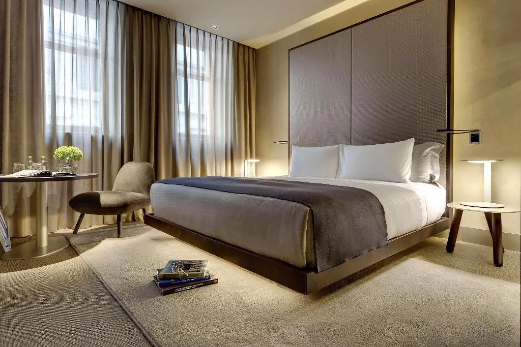 Room, Me Milan Il Duca, Milan