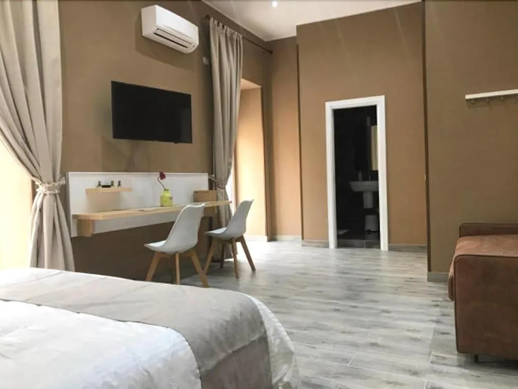 Room, Parthenope Rooms, Naples