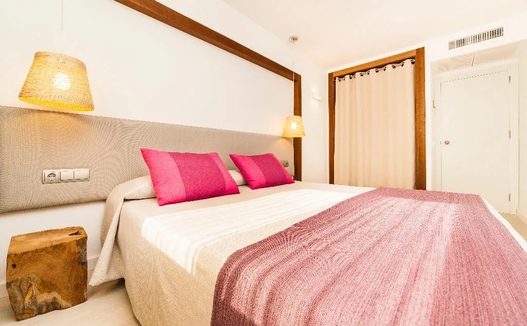 FAMILY ROOM SUPERIOR Room, Insotel Club Tarida Playa, Ibiza