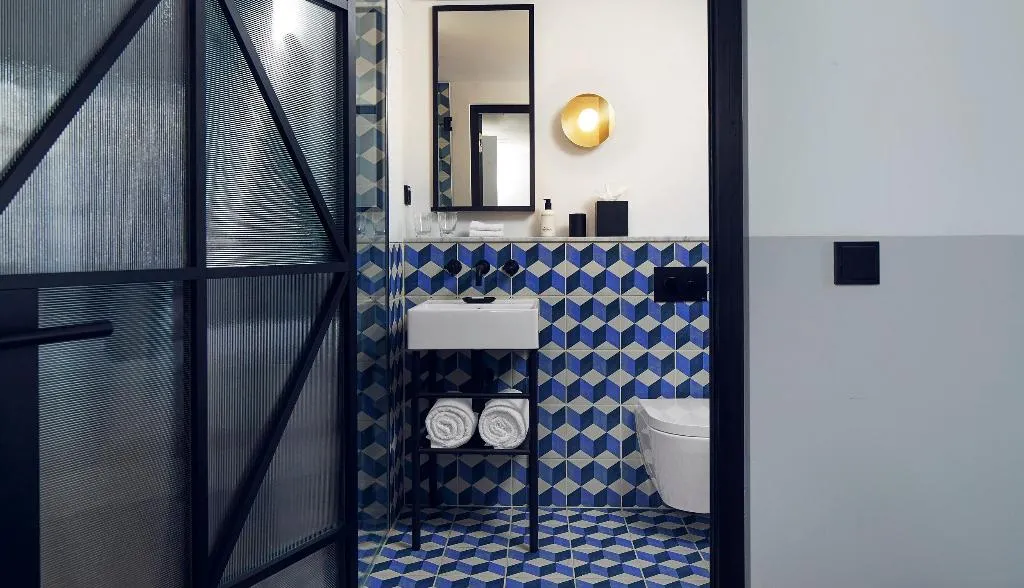 JUNIOR SUITE KING SIZE BED Room, Kimpton De Witt Amsterdam, Amsterdam