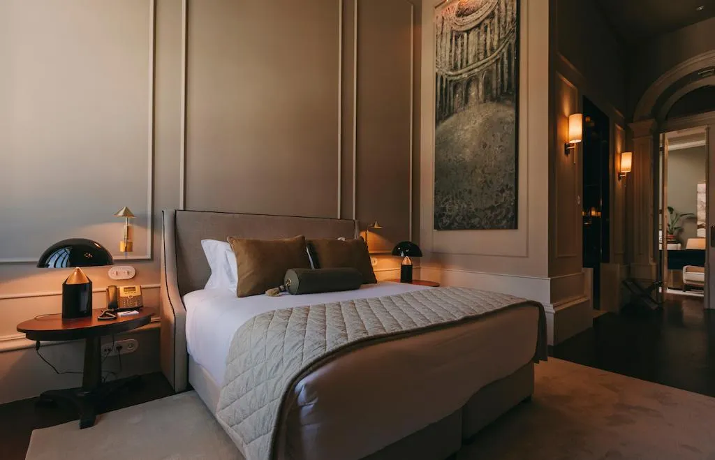 DOUBLE SUPERIOR Room, Torel 1884 Suites & Apartments, Porto
