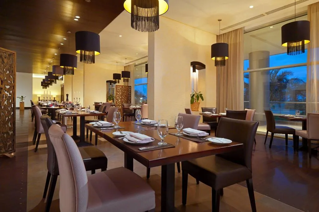 Restaurant, Le Meridien Cairo Airport, Cairo