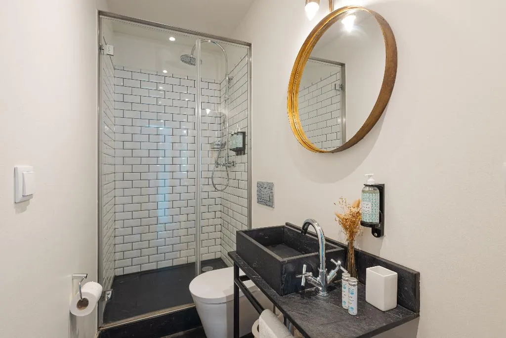 APARTMENT TWO BEDROOMS WITH TERRACE Room, Almaria - Ex LIibris, Lisbon