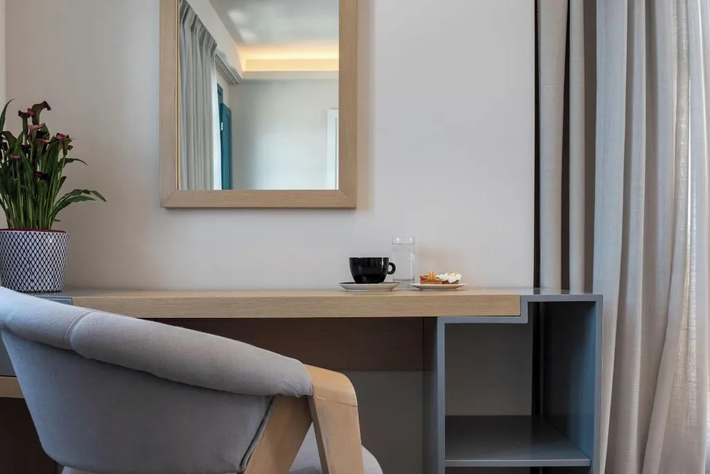 Room, Aeifos Boutique Hotel, Santorini