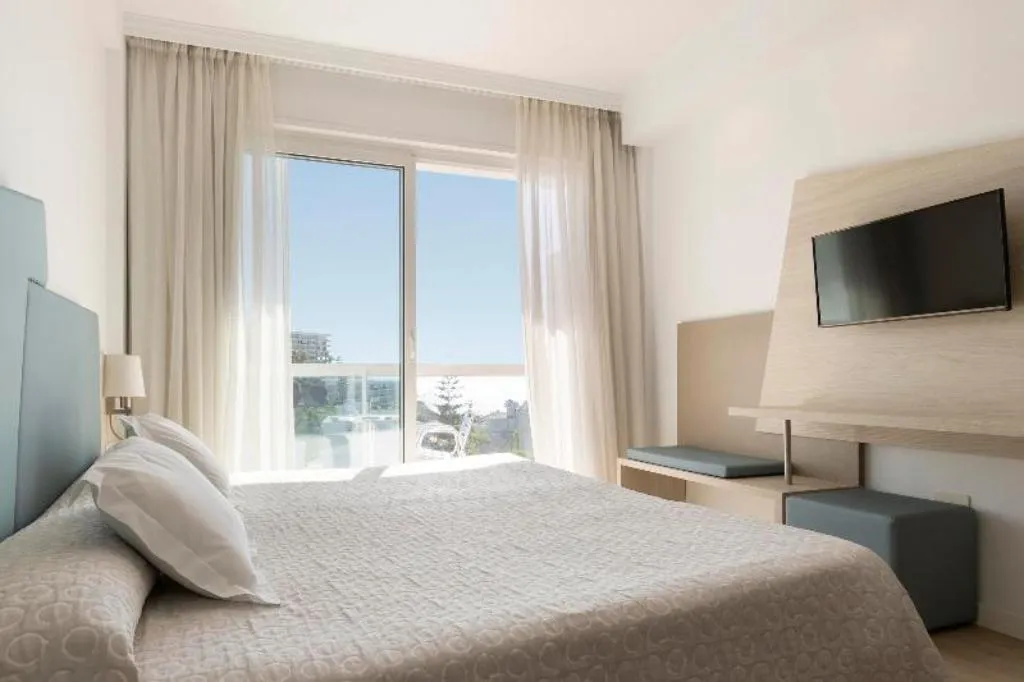 Double or Twin SIDE SEA VIEW WITH BALCONY Room, Hotel Palia Las Palomas, Costa Del Sol