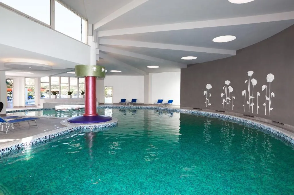 Sports and Entertainment, Terme Savoia, Venice