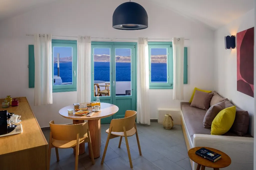 SUITE PREMIUM SEA VIEW Room, Neptune Luxury Spa Suites, Santorini