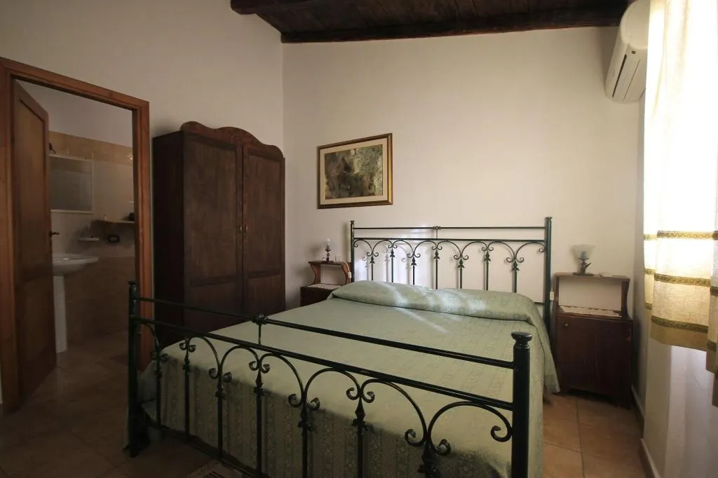 Room, Case Don Ignazio, Catania
