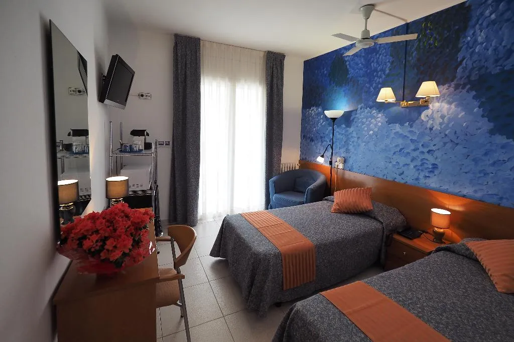 Double or Twin WITH BALCONY Room, Montserrat, Costa Brava