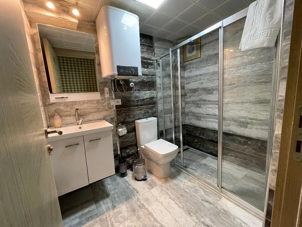 APARTMENT SEA VIEW CAPACITY 4 Room, Tayfun Hotel, Izmir
