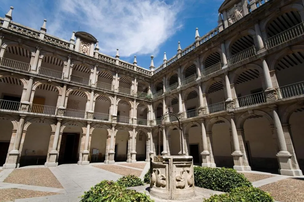 General view, Hostal Miguel De Cervantes, Madrid
