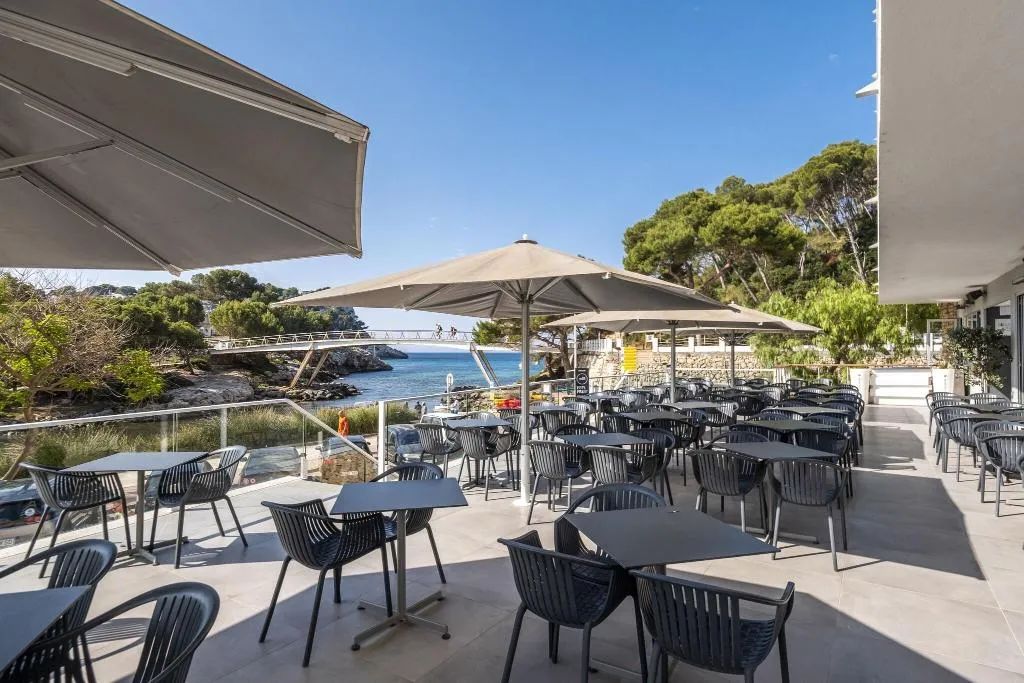 Bar, ARTIEM Audax, Menorca