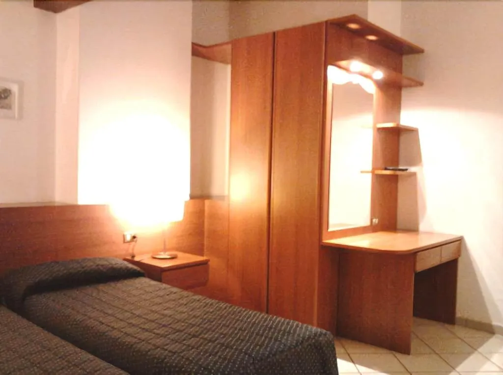 Room, Bert Hotel, Milan
