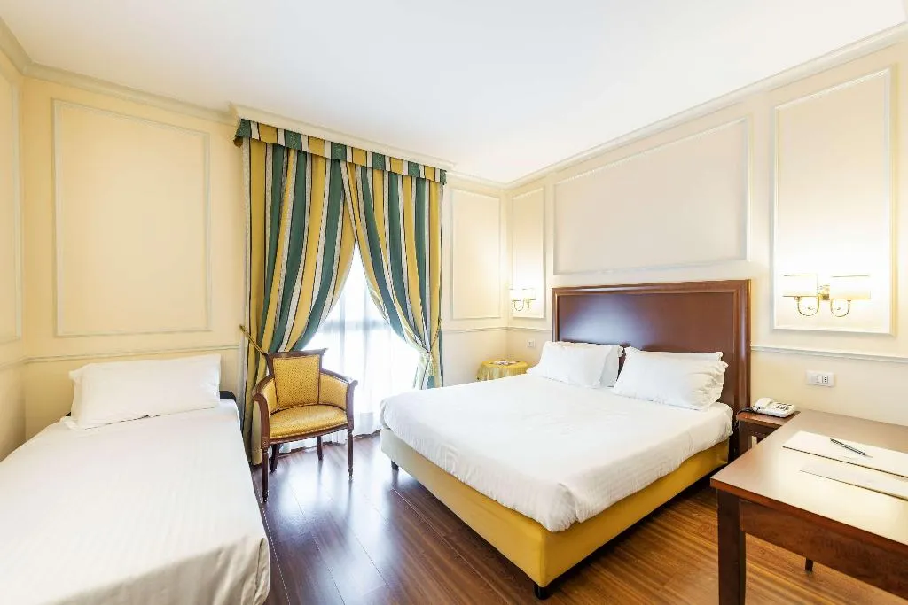 TRIPLE CLASSIC Room, The Regency, Sure Hotel Collection by Best Western, Milan