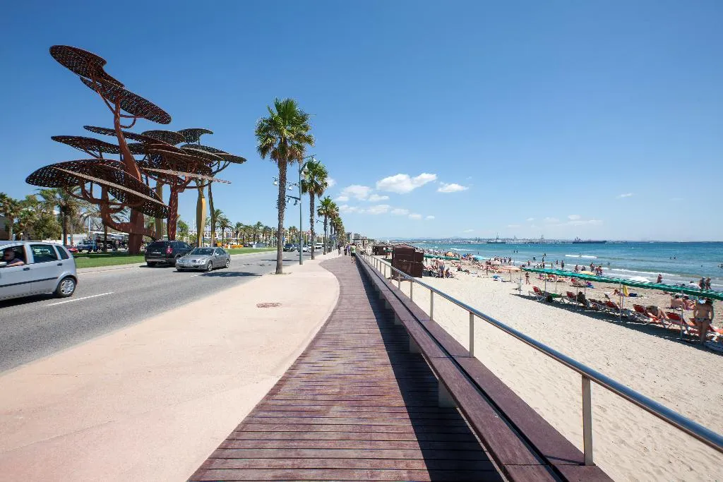 Beach, Rentalmar Pineda Suites, Costa Brava