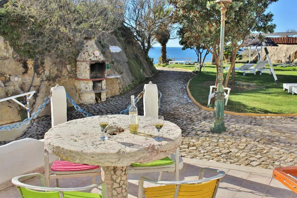 VILLA GARDEN VIEW Room, Villa Ana Margarida Beach, Lisbon