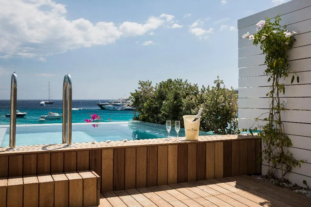SUITE SEA VIEW Room, Mykonos Dove beach hotel, Mykonos