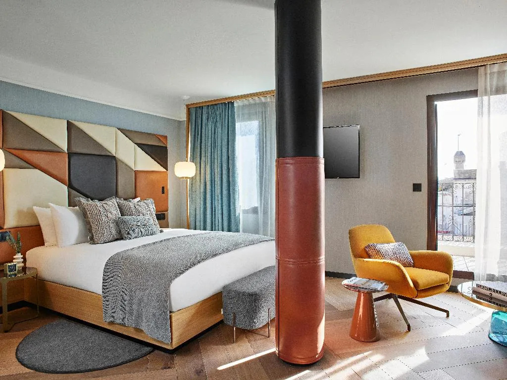 SUITE STANDARD Room, Kimpton Vividora Hotel, Barcelona
