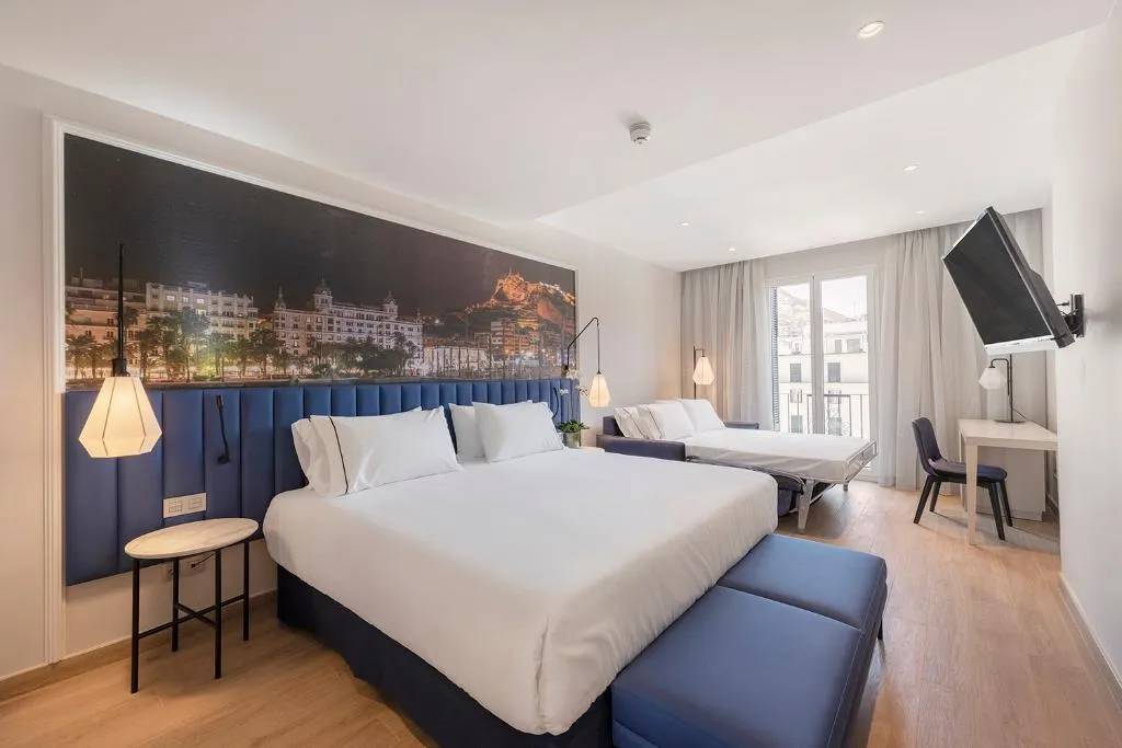 Double or Twin DELUXE Room, Eurostars Mediterranea Plaza, Costa Blanca