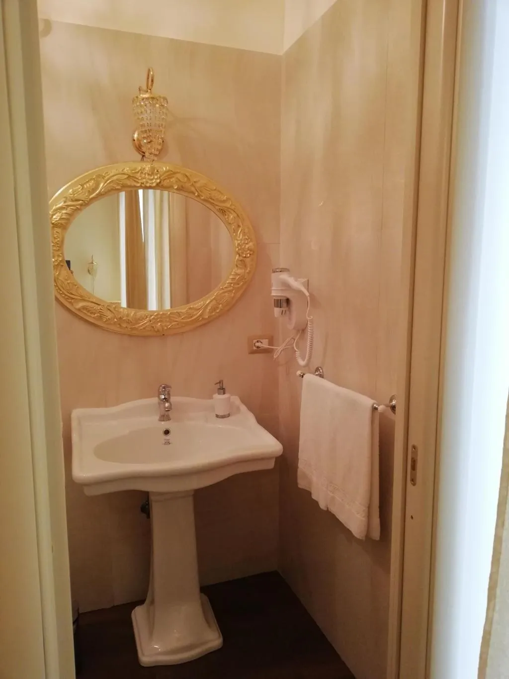 Room, Guesthouse Maria Francesca, Naples