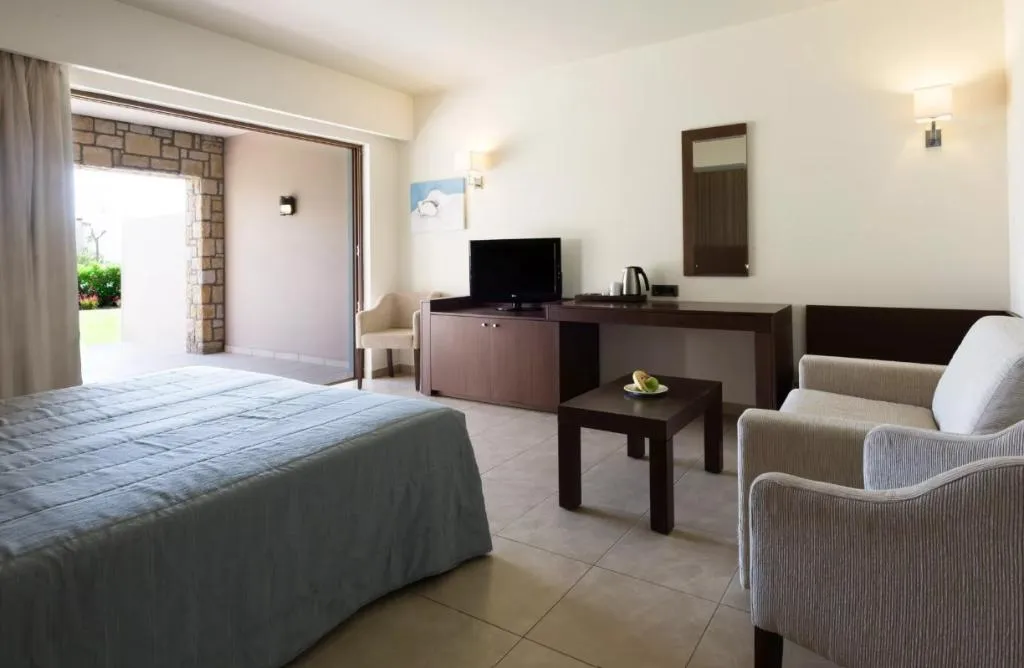 DOUBLE WITH JACUZZI Room, Blue Lagoon Village, Kos