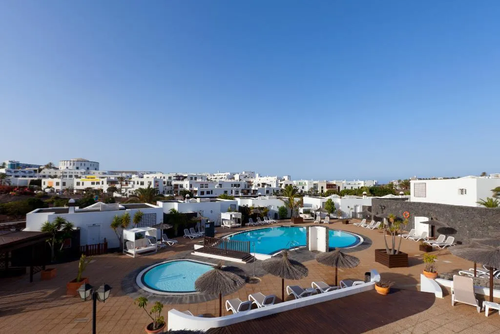 Pool, Apartamentos LIVVO Coloradamar, Lanzarote