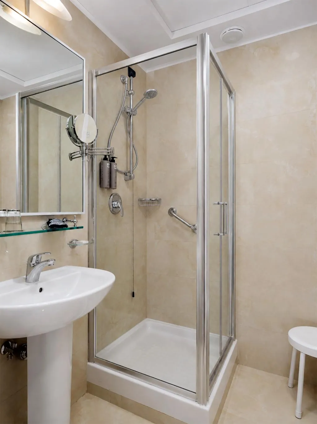 TWIN STANDARD Room, Grand Hotel Tiberio, Rome