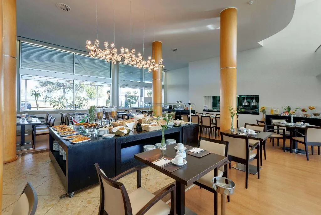 Restaurant, Tryp Porto Expo Hotel, Porto