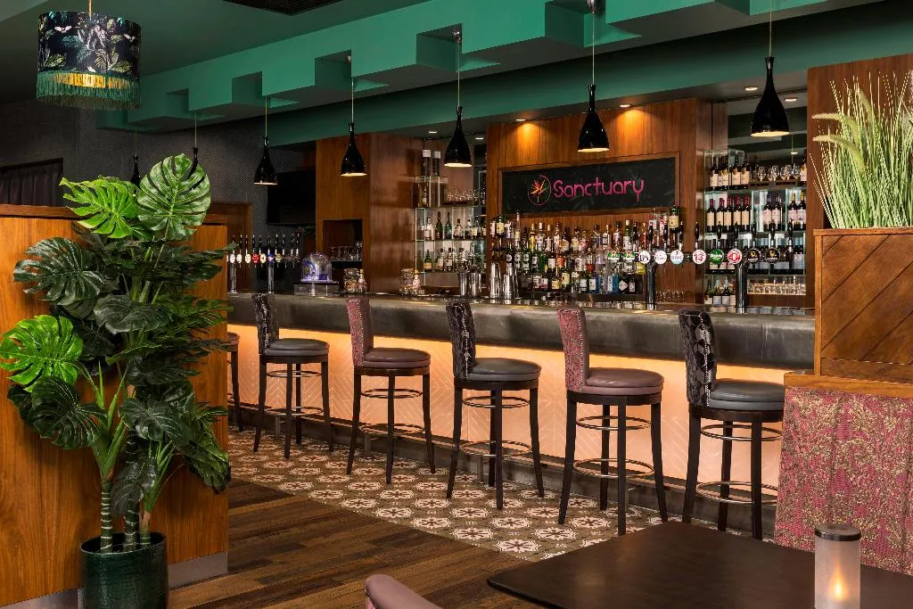 Bar, Crowne Plaza Dublin Blanchardstown, Dublin