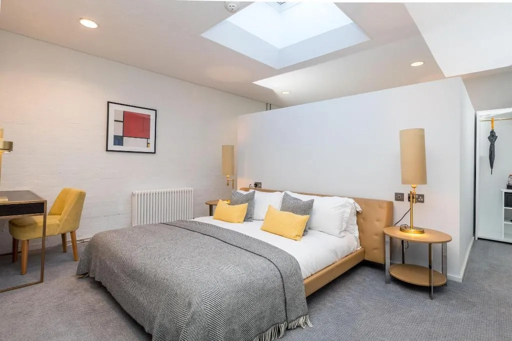 Room, Number 31, Dublin