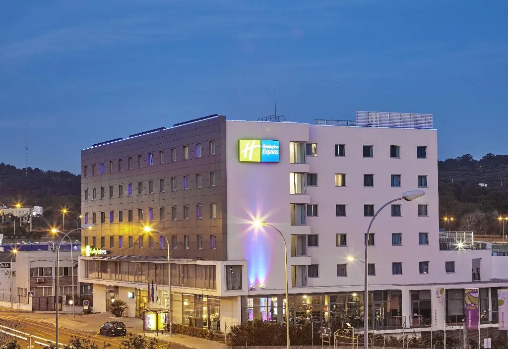 General view, Holiday Inn Express Lisbon Airport, Lisbon