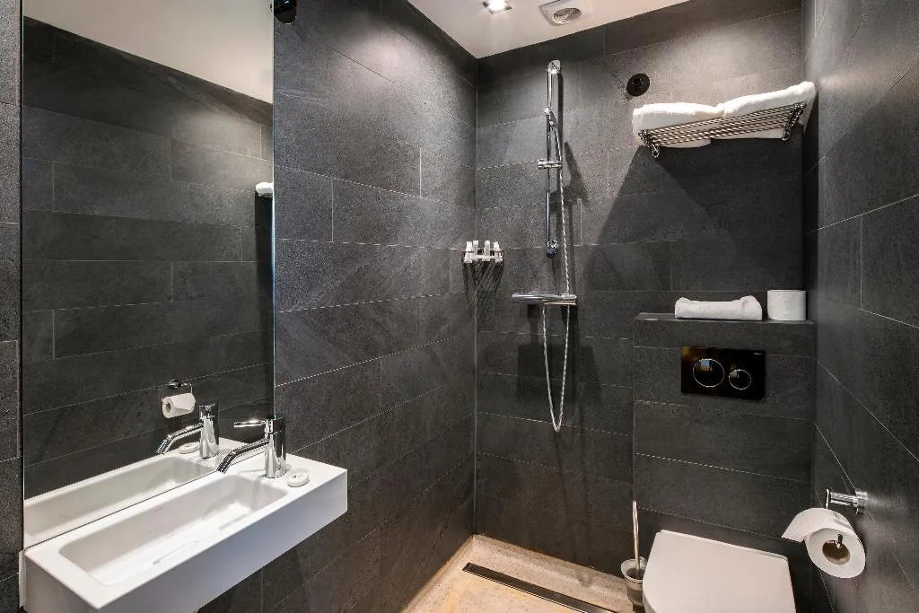 Double or Twin COMFORT Room, Sotel Amsterdam Central Station, Amsterdam