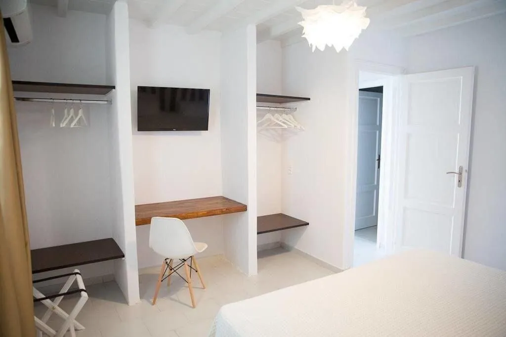 Room, Bellou Suites, Mykonos