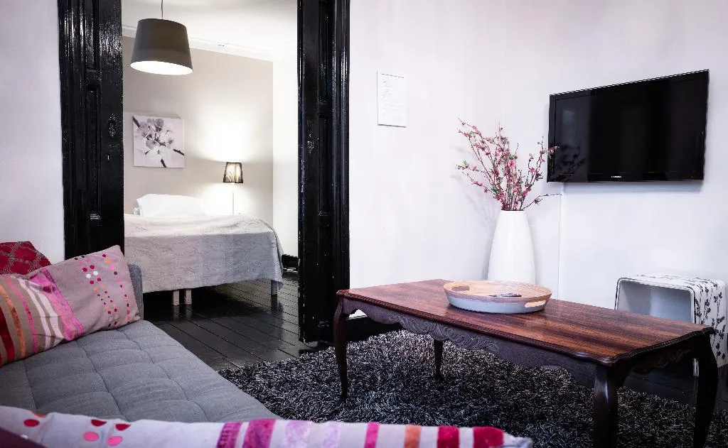 APARTMENT DELUXE TWO BEDROOM Room, Luna Hotel Apartments Amtmannsstigur, Reykjavik